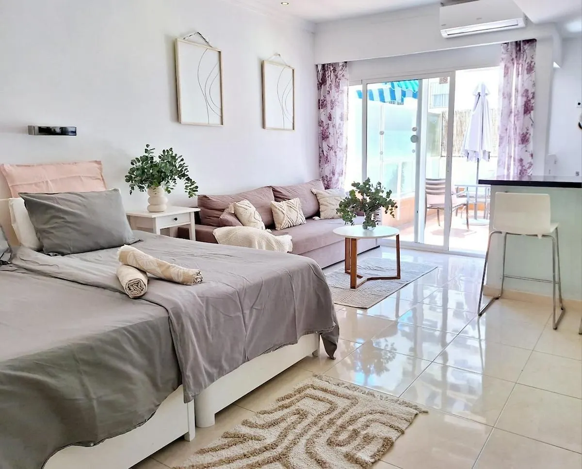 Apartment Studio In Fuengirola Center